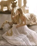 وما بين لحظة وأخرى ..