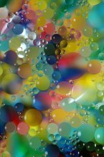 macro-ellipses-circles-oil-water-floating-artistic-colorful-bubbles.jpg