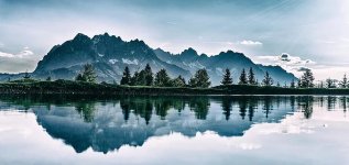 mountain-alpine-wild-emperor-landscape-nature-summit-autumn-alpine-hut-valley.jpg