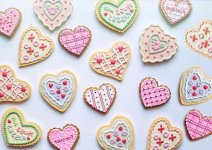 valentine-s-day-valentine-cookies-hearts-love-romantic-romance-heart-pink.jpg