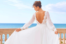 فساتين زفاف بأكمام شيفون 2023