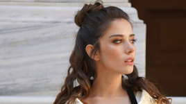 أوزجي جوريل تقيم حفل زفافها الثاني.. والأجواء الإيطالية مسيطرة