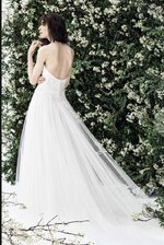 بدلات عروس بيضاء ٢٠٢٠ بدلات لعروس استثنائية فساتين بيضاء للزفاف ٢٠٢٠