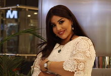 ملامح شر.. سلمى سالم تشارك متابعيها الملصق الدعائي لمسلسل  " خط أحمر"