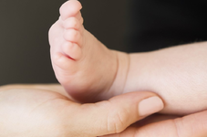 استواء قدم الرضيع أمر طبيعي