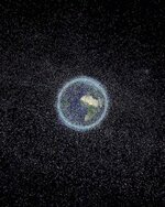 خردة الفضاء (الحطام):
اعتبارا من يناير 2019 ، أفادت شبكة مراقبة الفضاء الأمريكية أن ما يقرب من 34000 جسم صناعي في مدار فوق الأرض أكبر من 10 سم