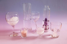 مواد خاصة بتنظيف الكريستال وتلميعه