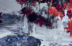 فن تنسيق الطاولات الاحتفالية بعناصر طبيعية