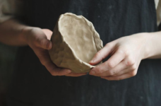 طريقة عمل عجينة السيراميك في المنزل باستخدام الميكرويف