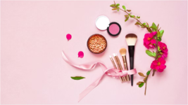 متى يجب استبدال فراشي المكياج.. وكيف تطيلين مدة صلاحيتها؟