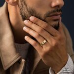 نصائح لاختيار خاتم الخطوبة للرجال