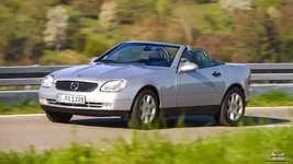 سيارة SLK المكشوفة التي غيرت مرسيدس-15.webp سيارة SLK المكشوفة التي غيرت مرسيدس-15.webp